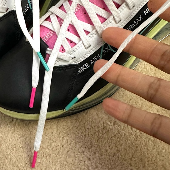 NEW Nike Air Max 720 Saturn Miami Vice - Picture 9 of 11